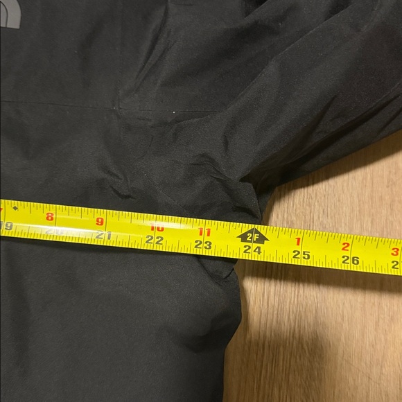 The North Face Ascendent Insulated Jacket - Picture 5 of 8